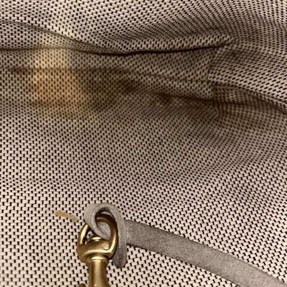 Dooney and Bourke vintage hobo purse in the color cream. - Picture 9 of 14